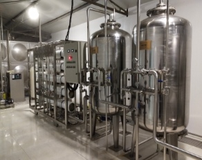 反渗透水处理设备如何去除水中异味？